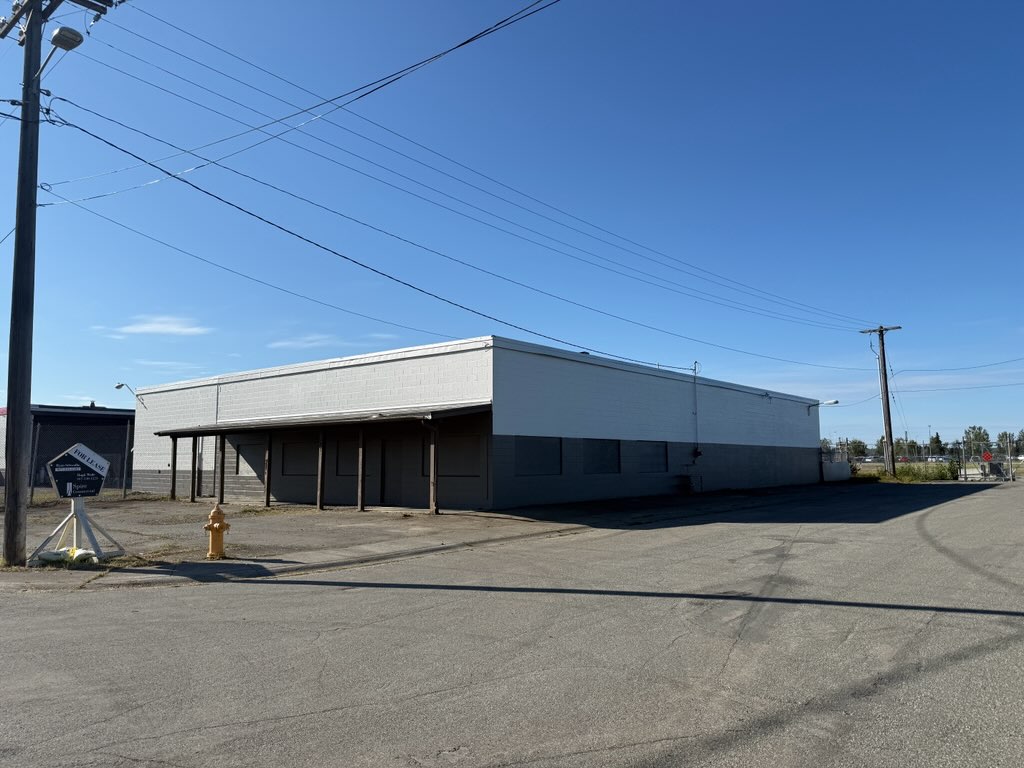 Commercial Warehouse