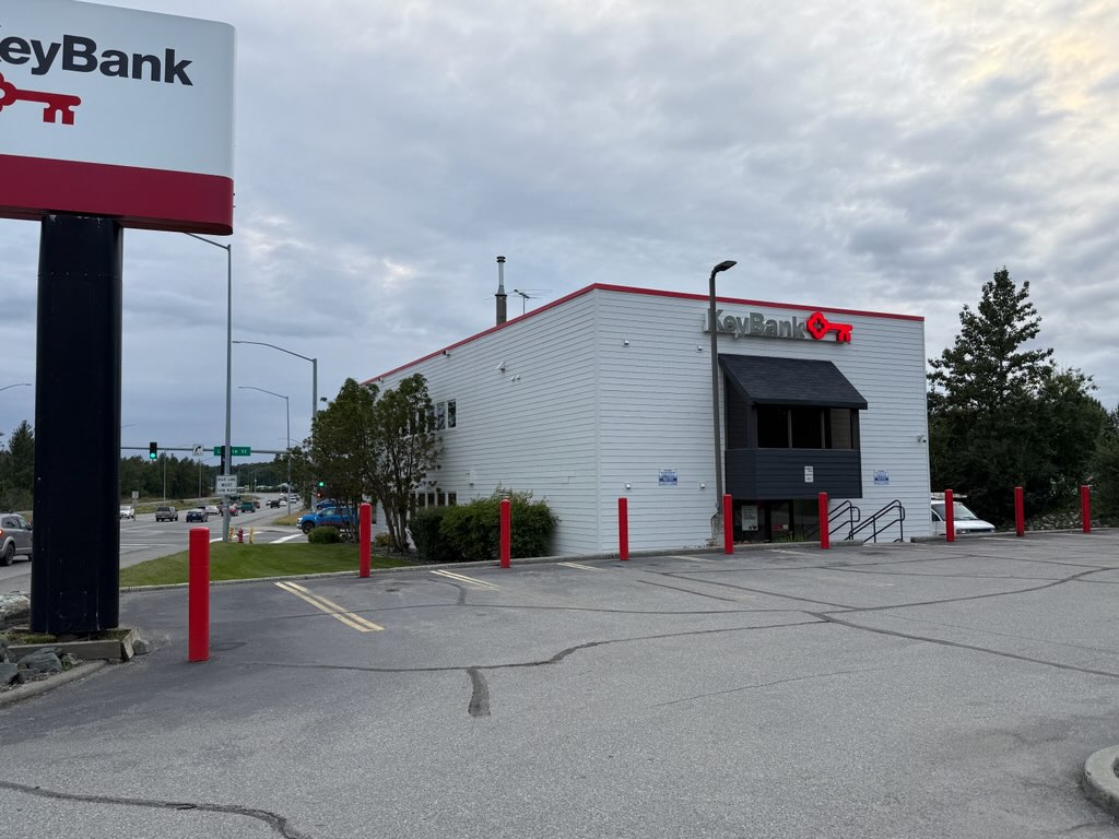 KeyBank Branch Exterior